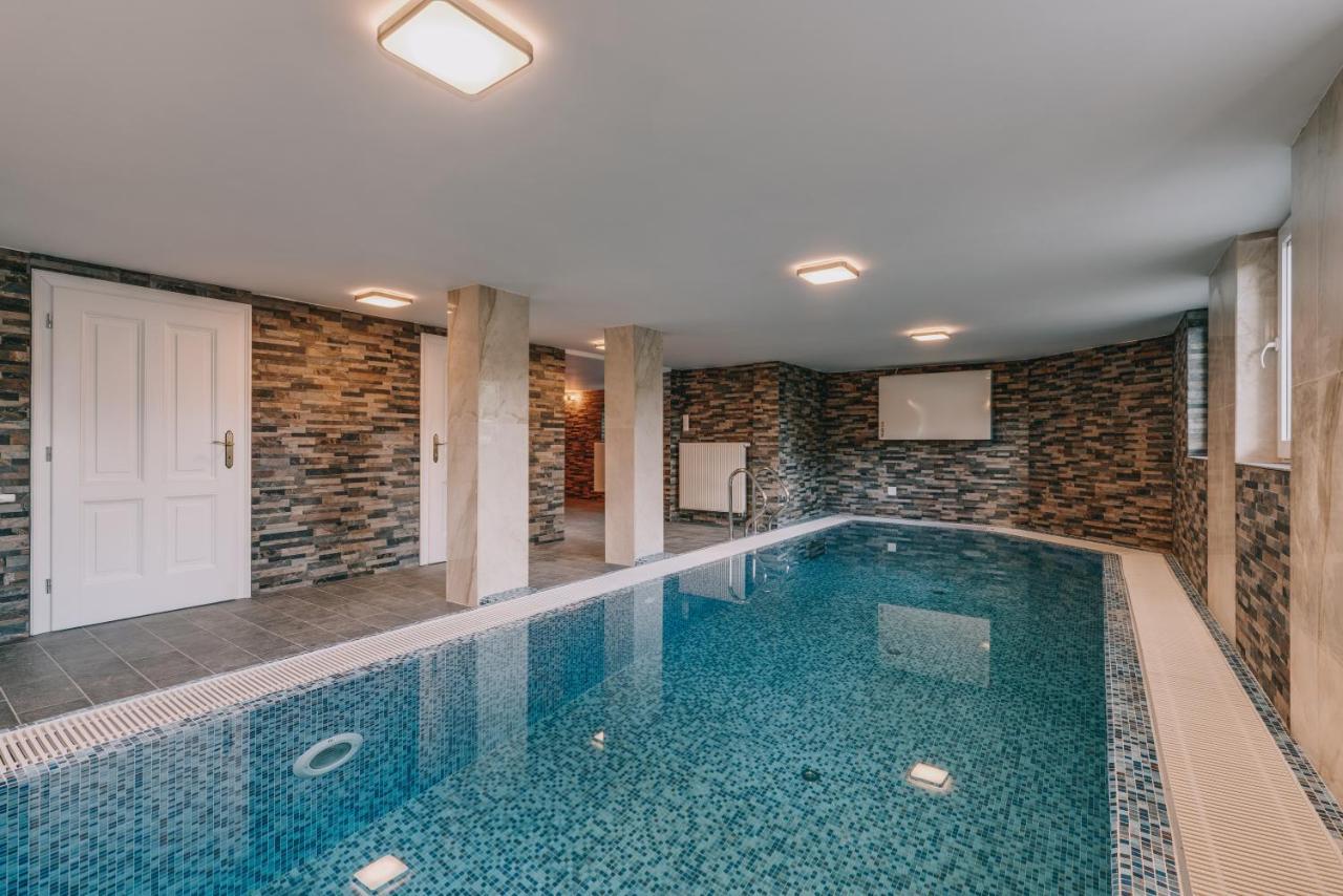Bringa Villa Balatonlelle Exteriör bild
