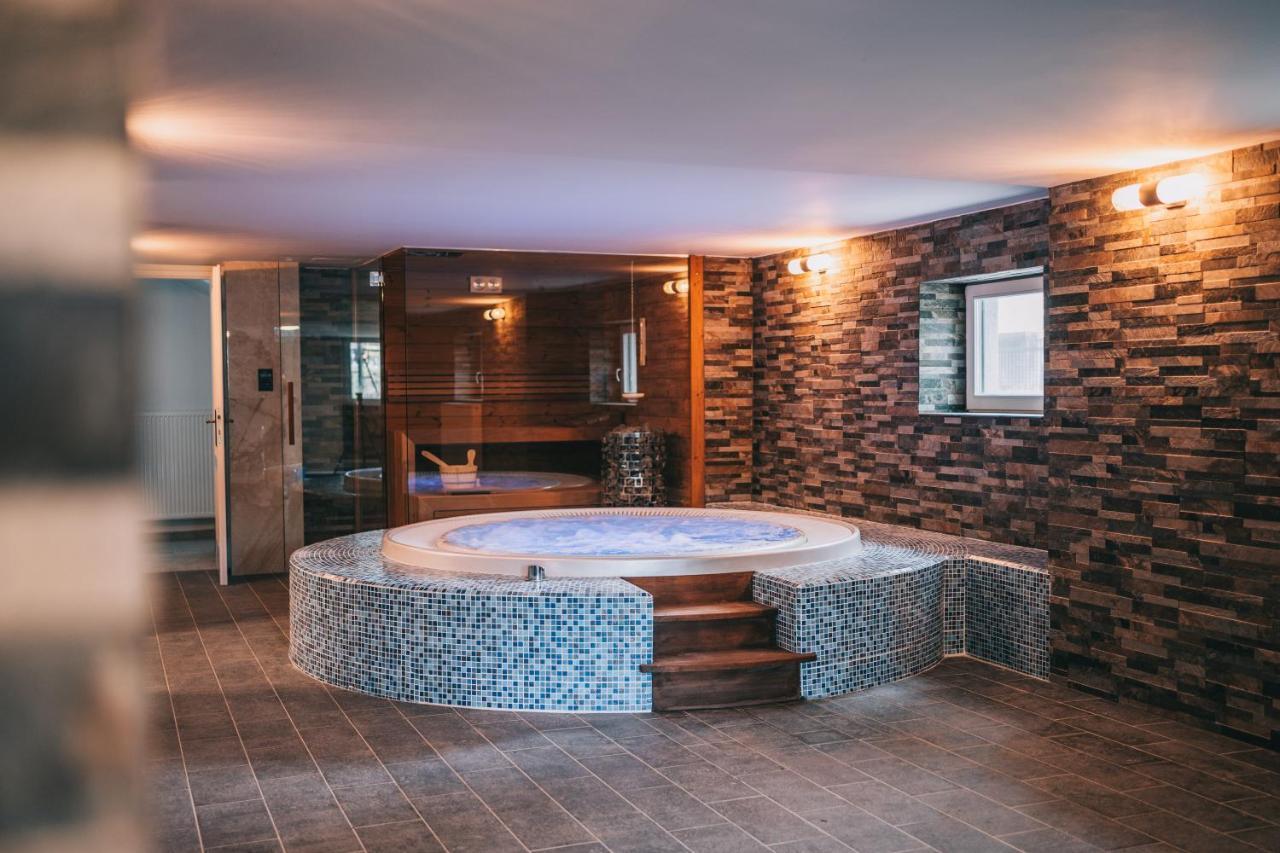 Bringa Villa Balatonlelle Exteriör bild