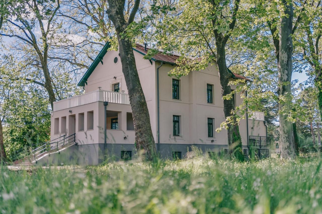 Bringa Villa Balatonlelle Exteriör bild